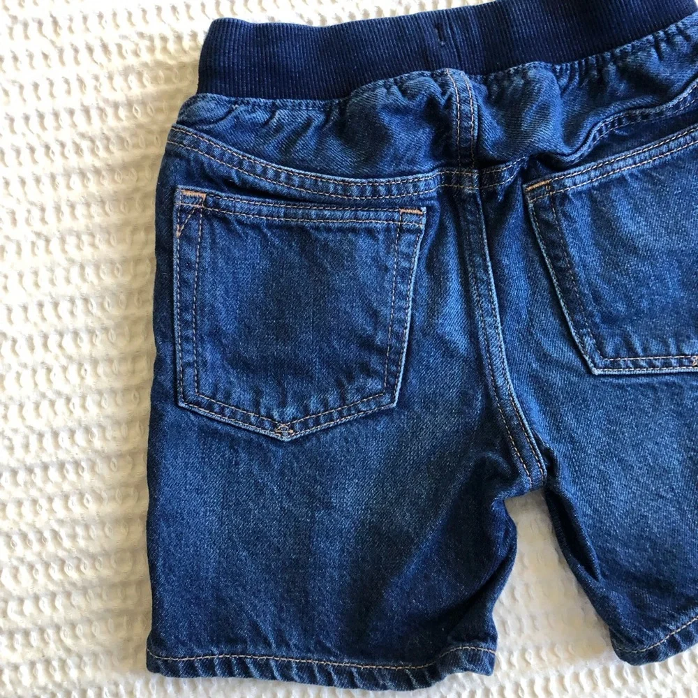 GAP Kid’s Navy Denim Knit Waist Shorts Size 5T